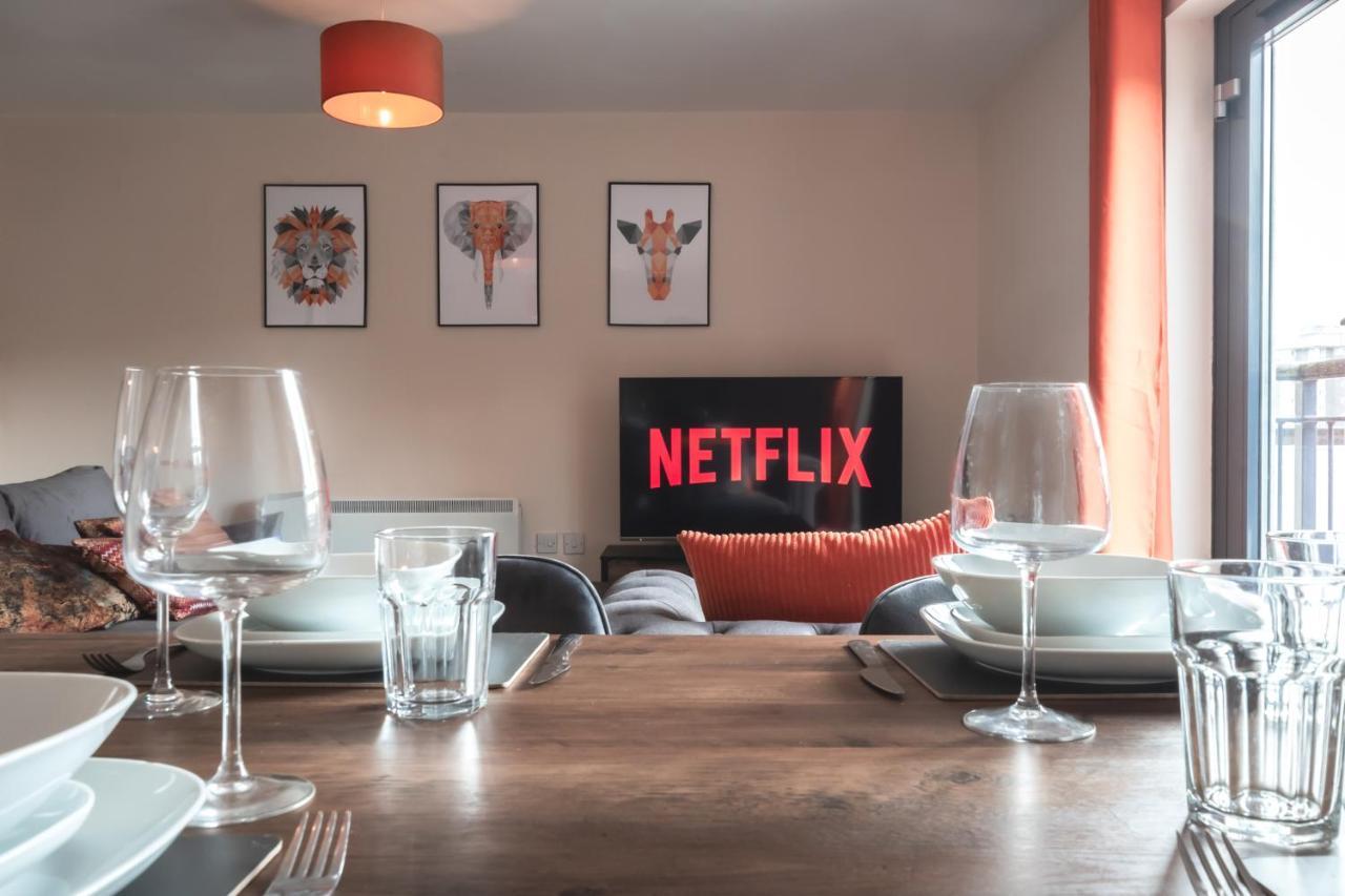 Best Price! 2 Bed City Centre - 4 Single Beds Or 2 Super King, Smart Tvs, Sofa Bed & Free Secure Parking Southampton Exterior foto